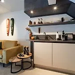 Apartment Nomad Water
