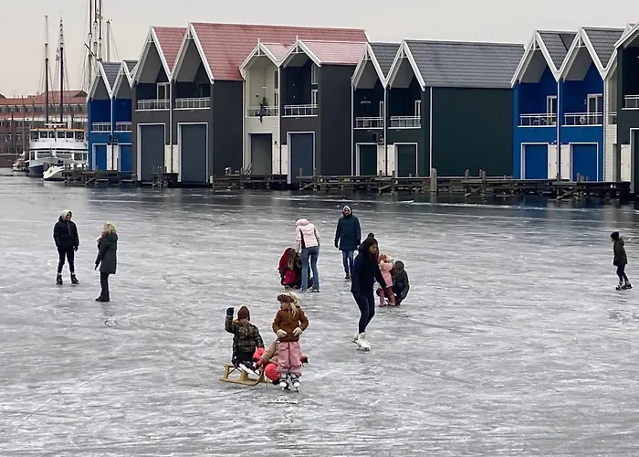 Nomad Water 公寓 *